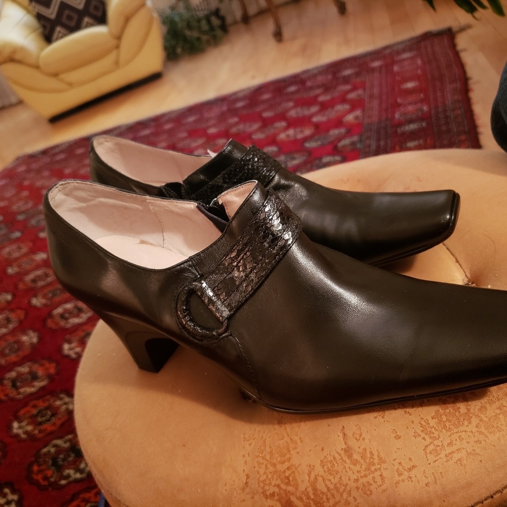 Brand new black shoes